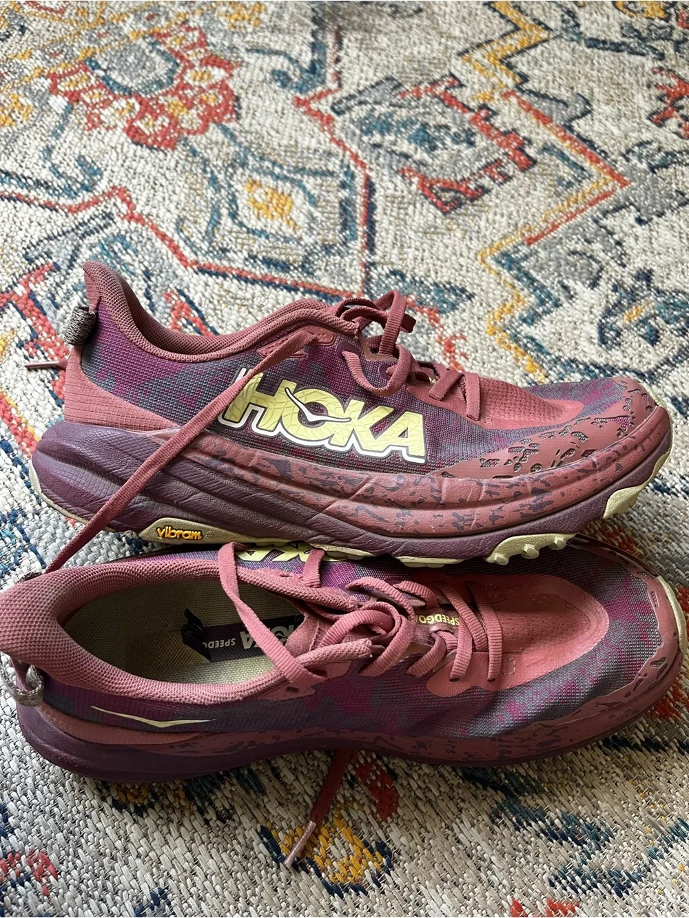 Hoka Speedgoat 6 Women's Burgundy and Yellow Athletic Running Shoes Size 8.5